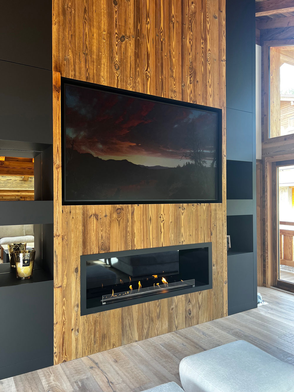 Cheminée en marbre moderne avec brûleur électronique